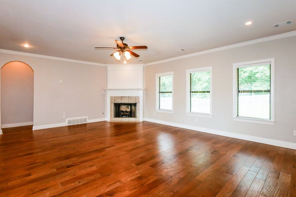 65 Ridgefield Dr - Photo 6 of 18