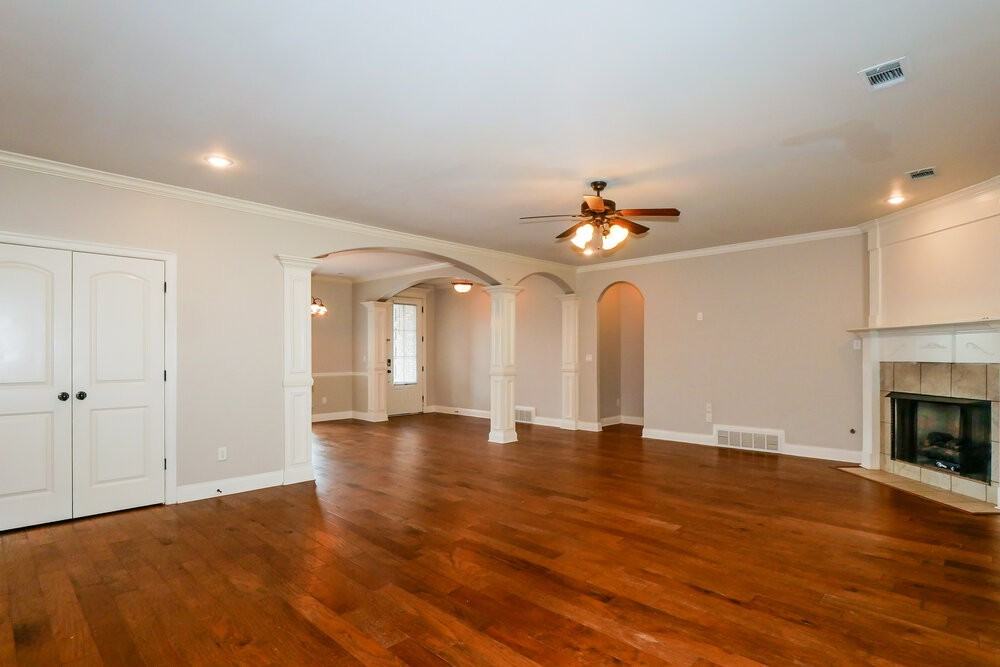 65 Ridgefield Dr - Photo 7 of 18
