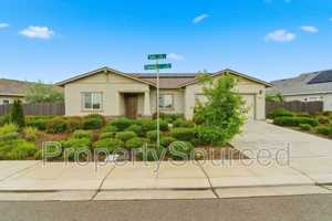 featured image of 2687 Taft Ave