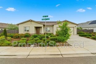 2687 Taft Ave - Photo 1 of 1