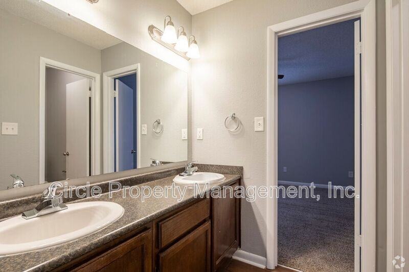 2021 Highridge Dr Sw #13B - Photo 5 of 9