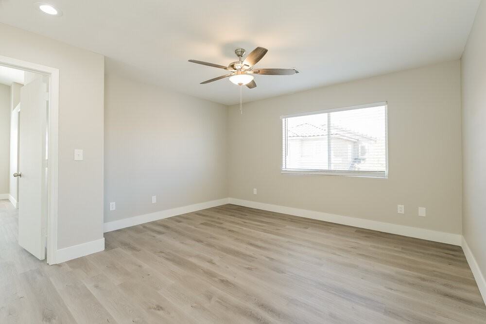 697 Fragrant Sage Ct - Photo 4 of 17