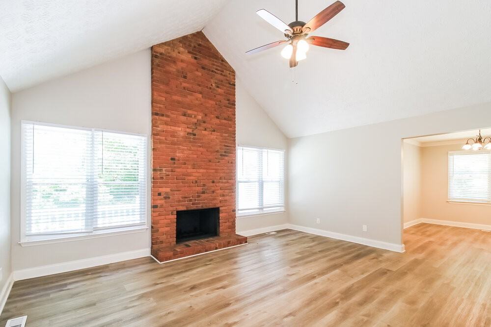 1218 Raleigh Way - Photo 6 of 18