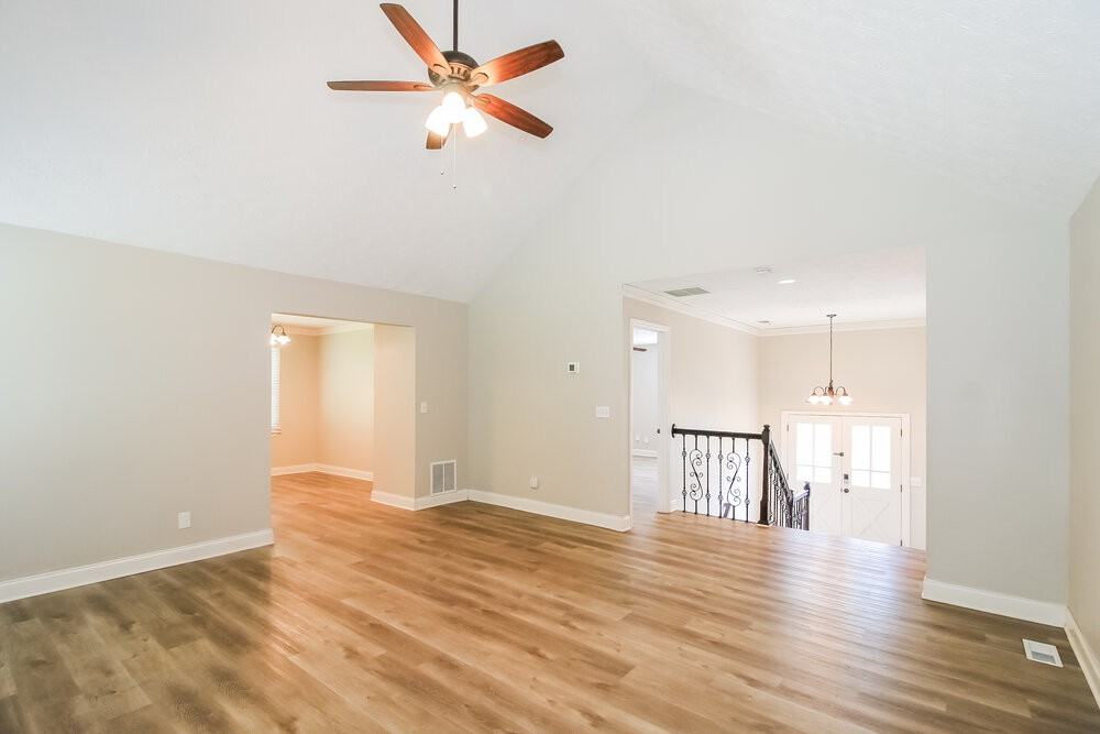 1218 Raleigh Way - Photo 7 of 18