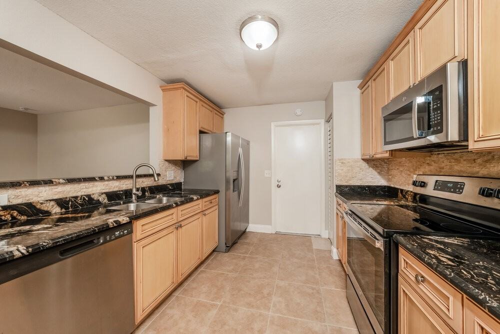 9104 Affirmed Ln - Photo 7 of 16