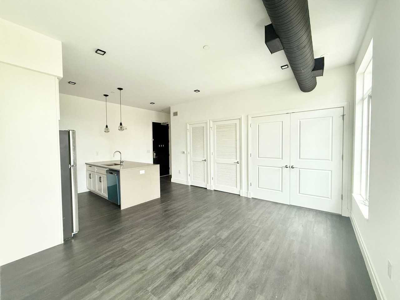 The Lamont - Photo 4 of 30