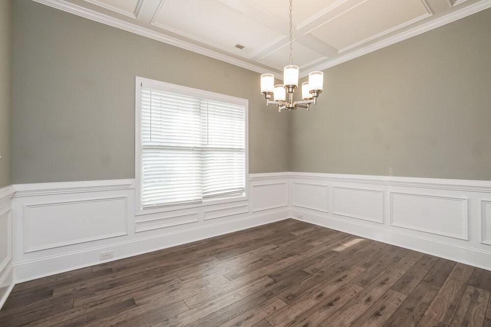 39 Grand Manor Ct - Photo 6 of 17