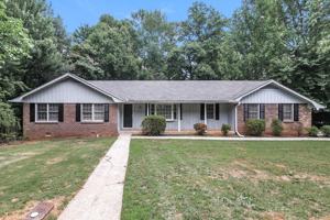 featured image of 1210 Maple St Se
