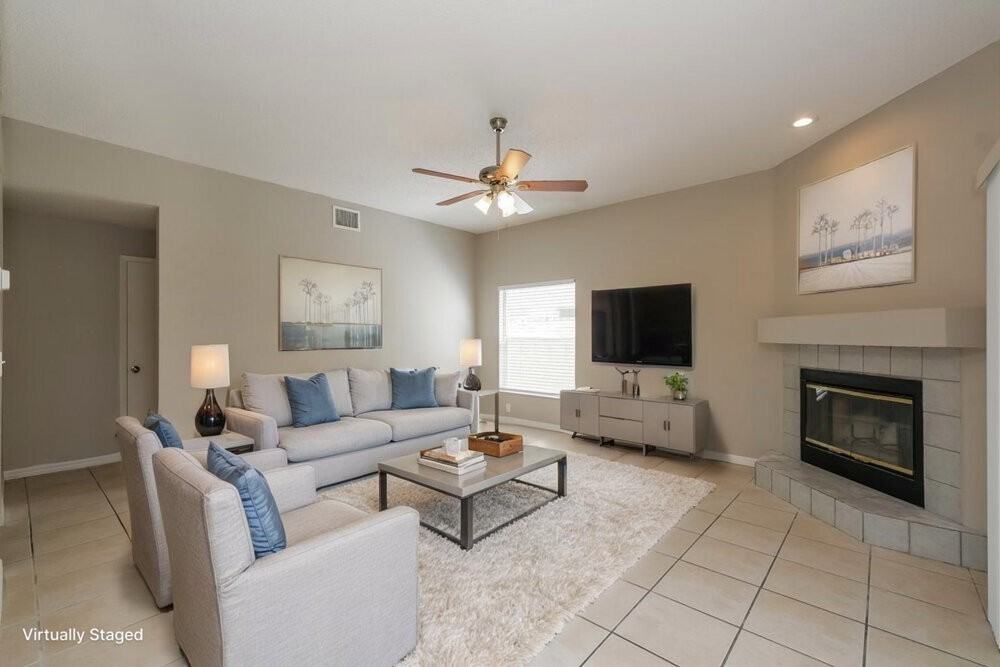 13423 Beechberry Dr - Photo 4 of 20