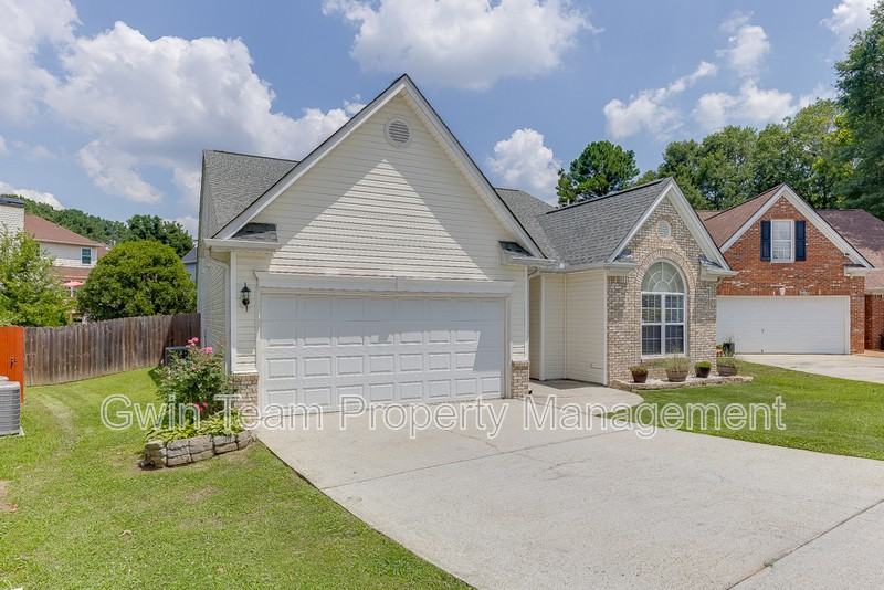 2464 Laurelfield Dr - Photo 2 of 46
