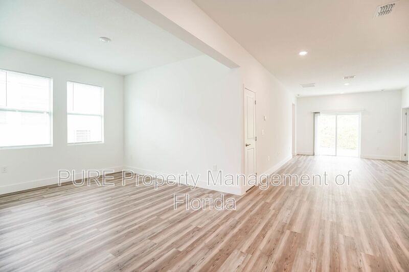 4475 Nw 1st Ter - Photo 4 of 20