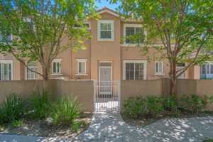 featured image of 25712 Holiday Cir #D