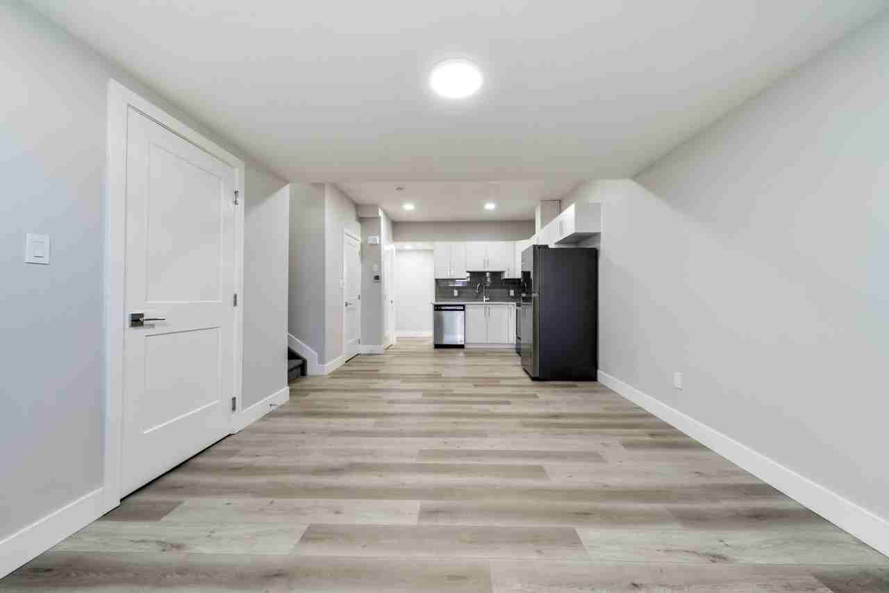 595-B Blackstone Blvd - Photo 6 of 14