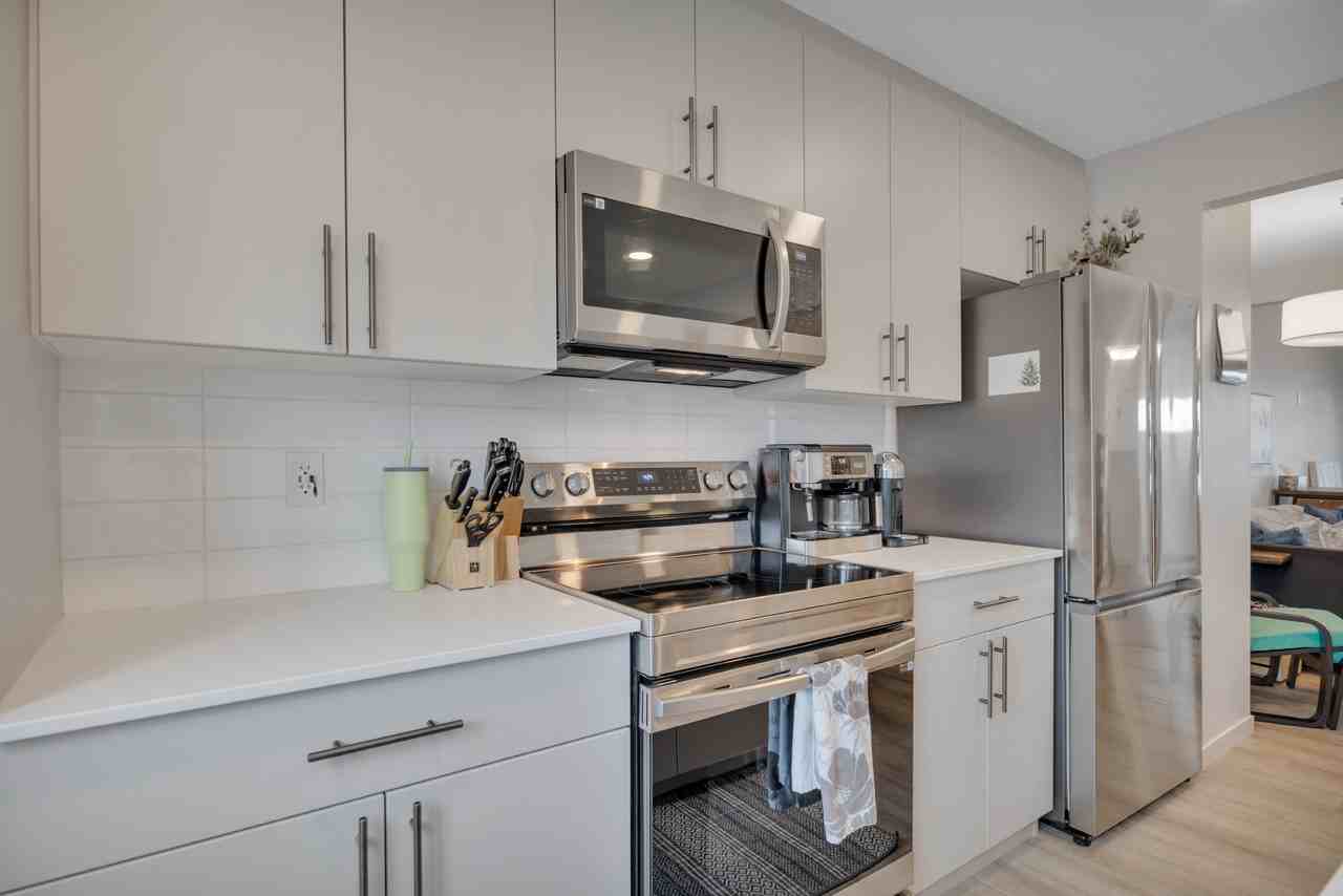 2812-M 192 Street NW - Photo 4 of 27