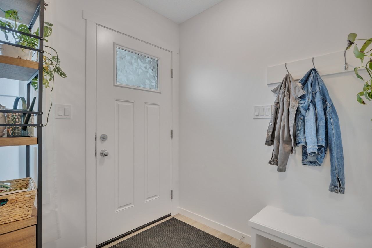 2812-M 192 Street NW - Photo 7 of 27