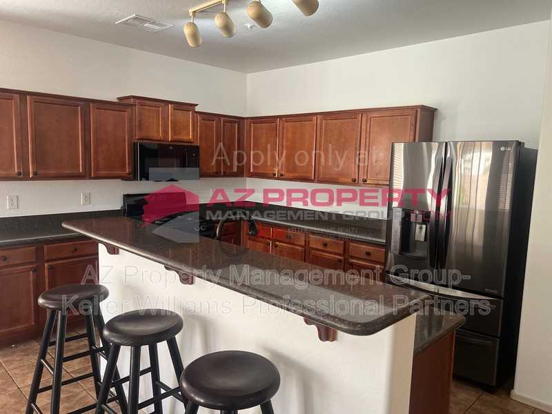 12653 W Duane Ln - Photo 2 of 15