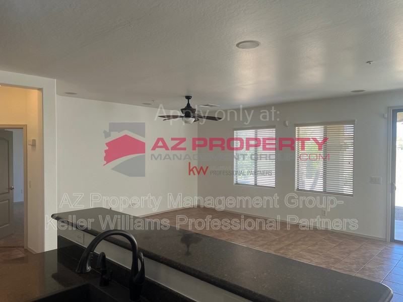 12653 W Duane Ln - Photo 6 of 15
