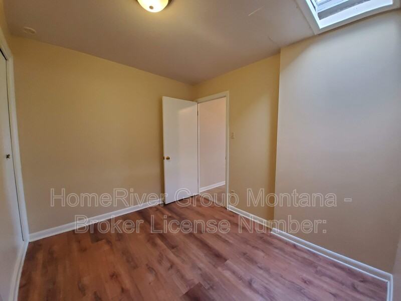 221 W Front St #3 - Photo 5 of 11