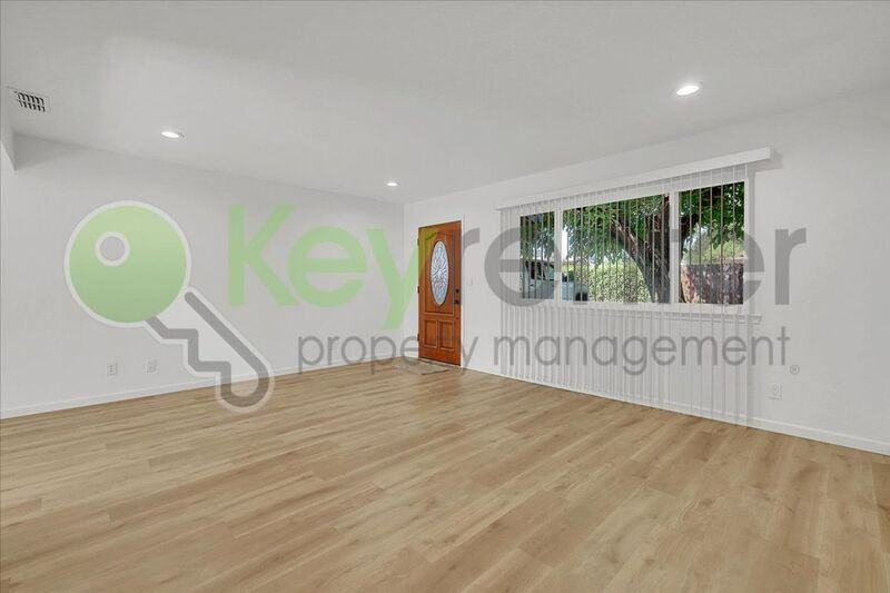 7603 Linden Ave - Photo 7 of 28