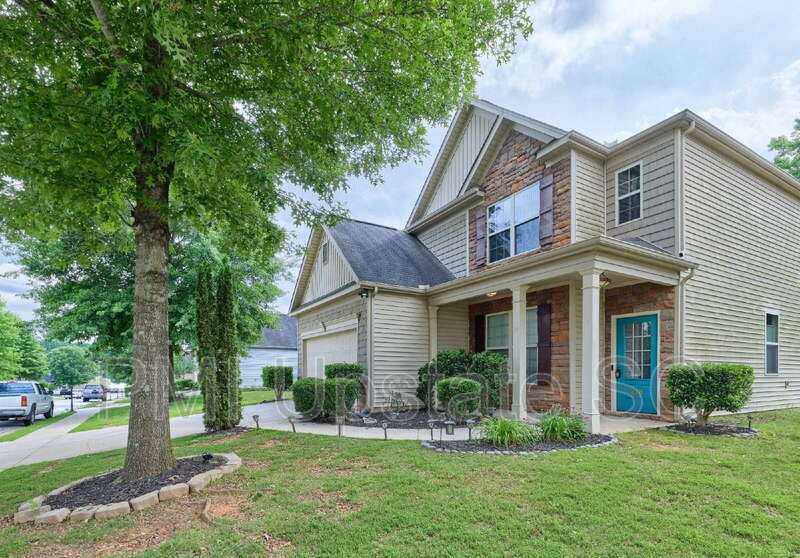 218 Marefair Ln - Photo 4 of 41