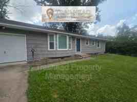 featured image of 13629 Applewood Dr