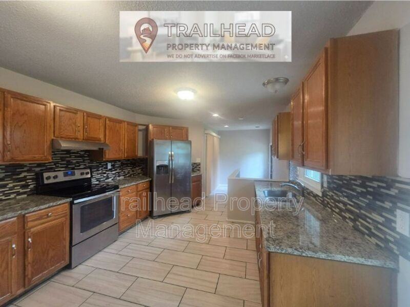 13629 Applewood Dr - Photo 4 of 16