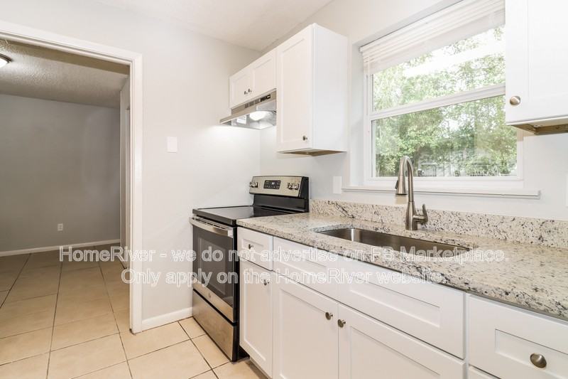 3811 E Palifox St - Photo 5 of 17