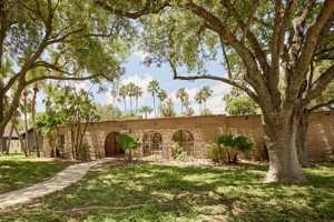featured image of 5108 Manana Cir