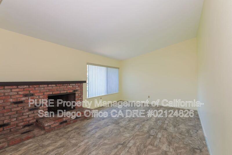 6386 Amberly St - Photo 4 of 15