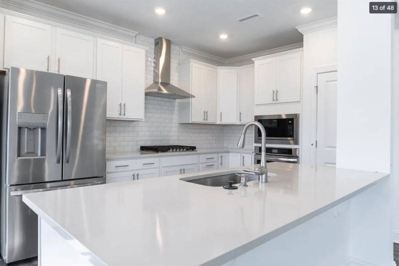 1441 Hazelnut Ridge Ln - Photo 4 of 40