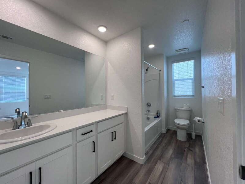 1910 Brunel St - Photo 2 of 10