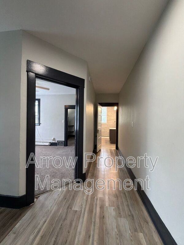 4602 Saint Paul Ave #3 - Photo 5 of 16