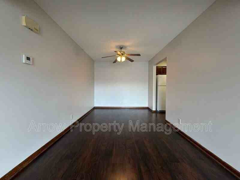 3831 S 46th St #11 - Photo 6 of 14