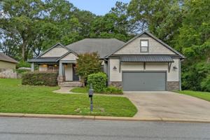 featured image of 6008 Trestle St