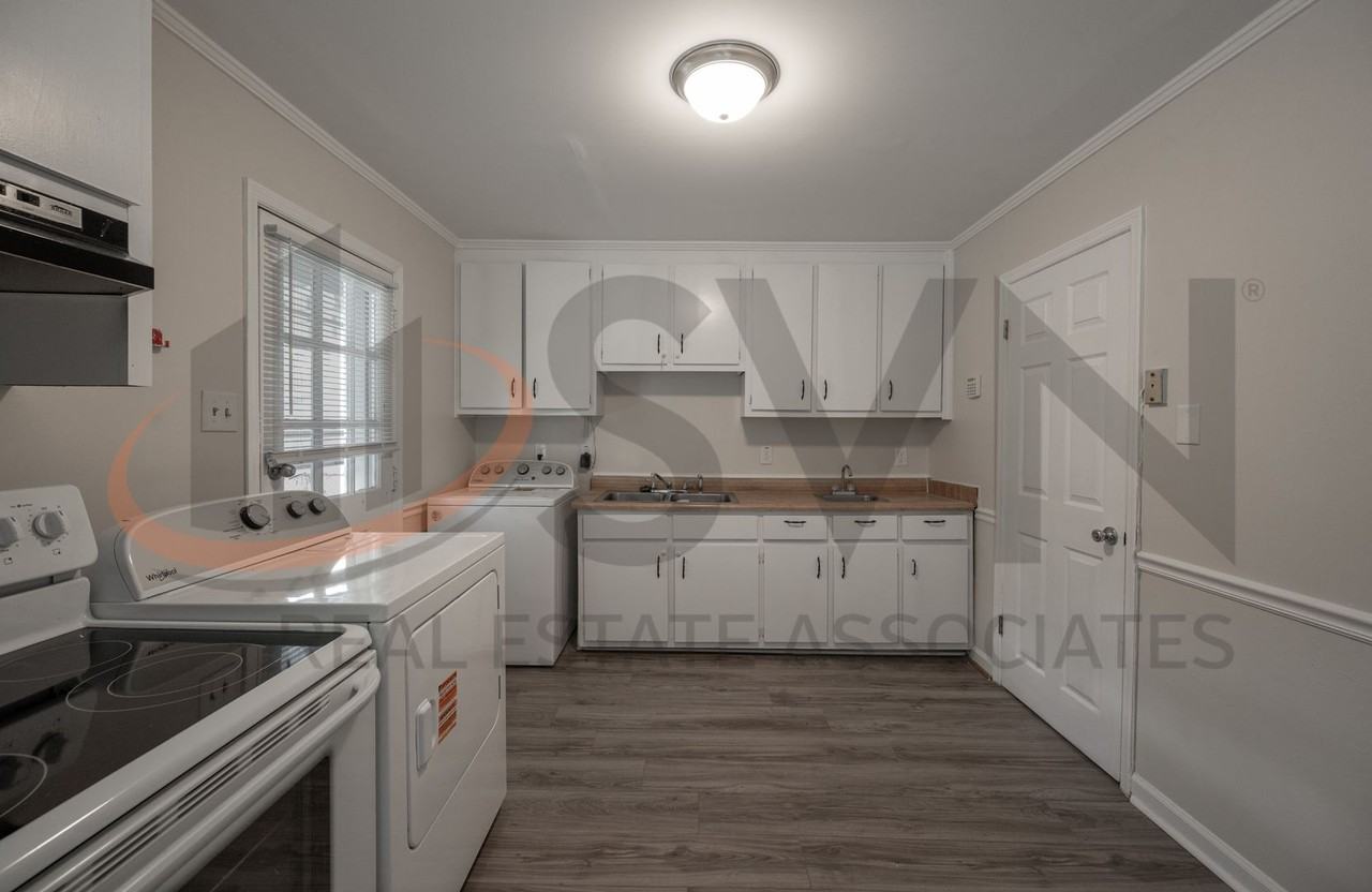 3528 Arlington St - Photo 5 of 20