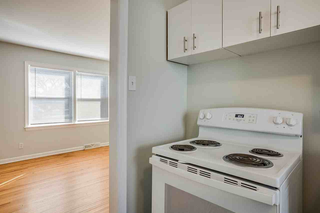 2701 E Harry St - Photo 7 of 15