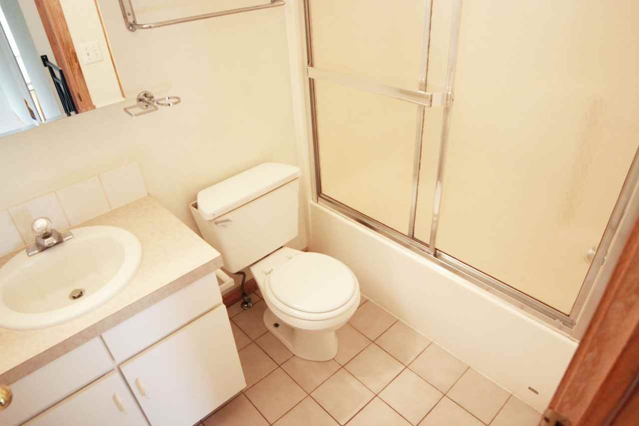 209 W Mulberry St - Photo 4 of 19