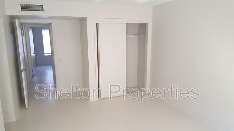 14305 W Heritage Dr - Photo 6 of 23