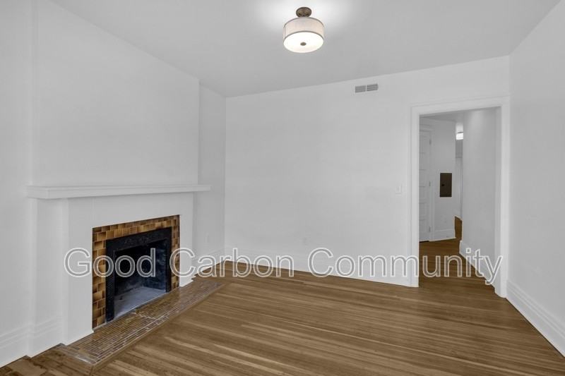 346 Bryant St - Photo 3 of 19