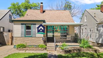 featured image of 1774 College Ave