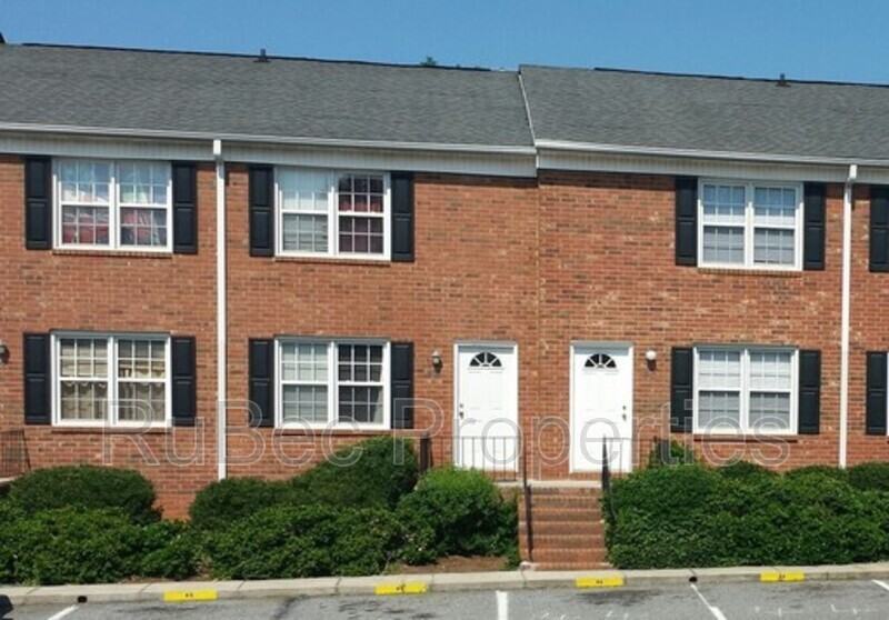913 Nottingham Dr #33