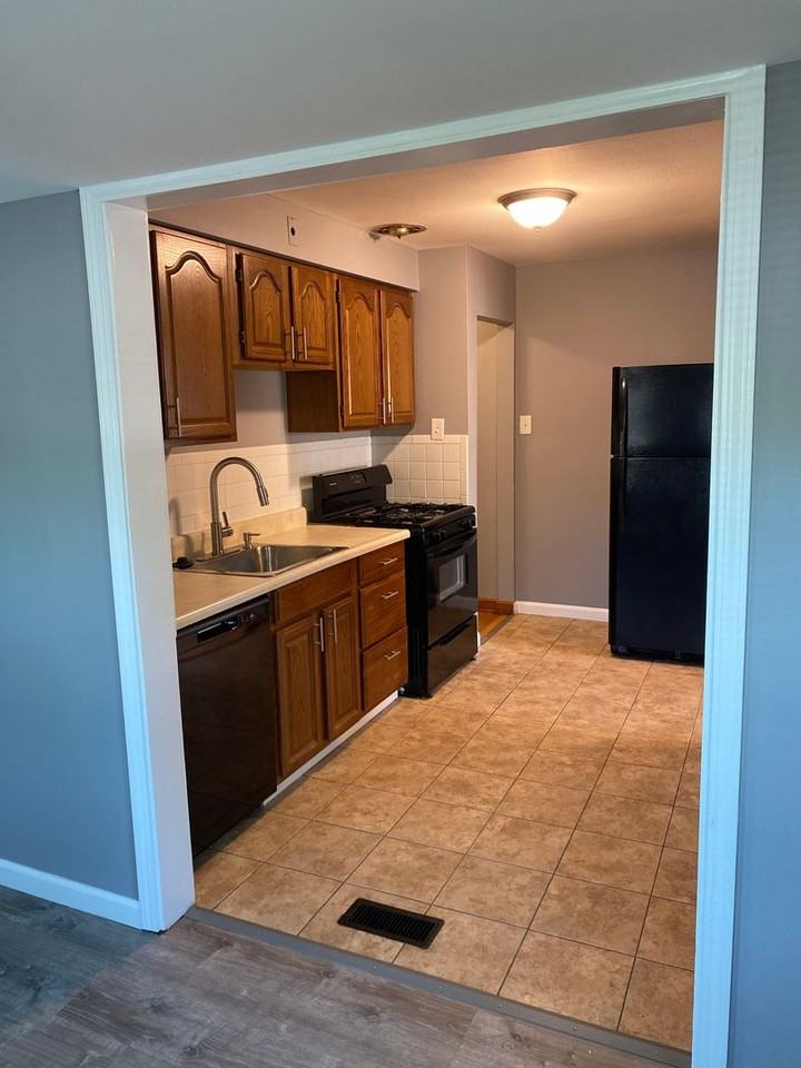 1253 Avant Dr - Photo 5 of 12