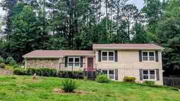 featured image of 3290 Forest Creek Dr Sw