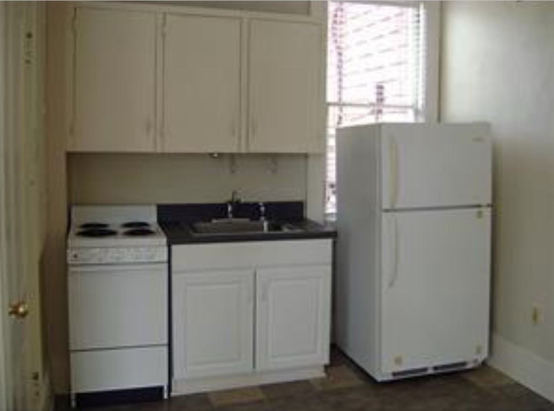 203-205 E Gwinnett St. - Photo 2 of 6