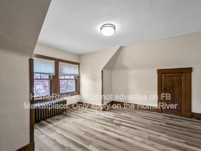 213 Giffin Ave #2 - Photo 6 of 20