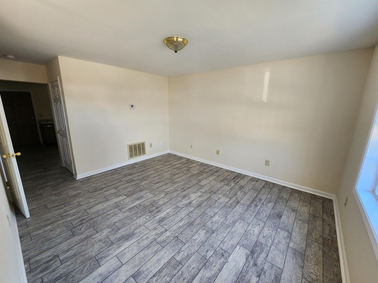 Millcreek Apartments - Photo 6 of 11
