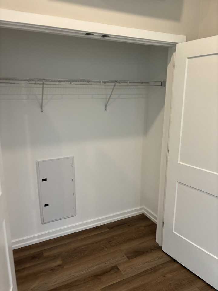 2616 West Girard Avenue - Photo 7 of 8