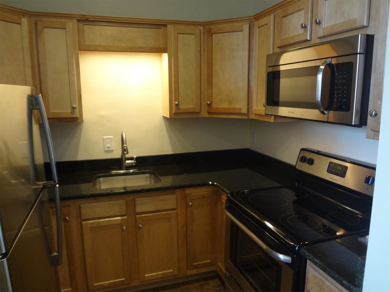 Main Street #136-138 - Photo 4 of 15