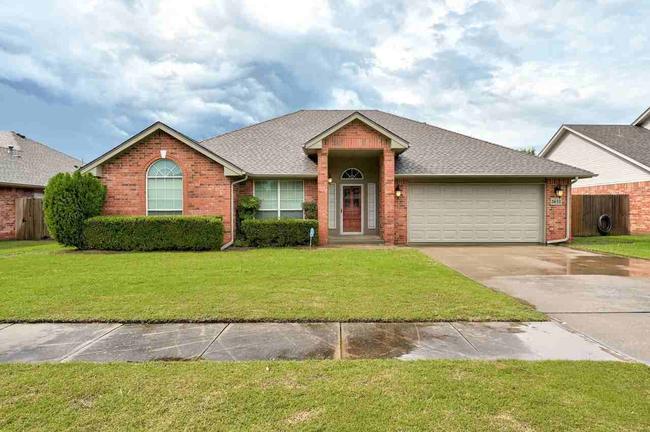 3612 Crail Dr - Photo 2 of 37
