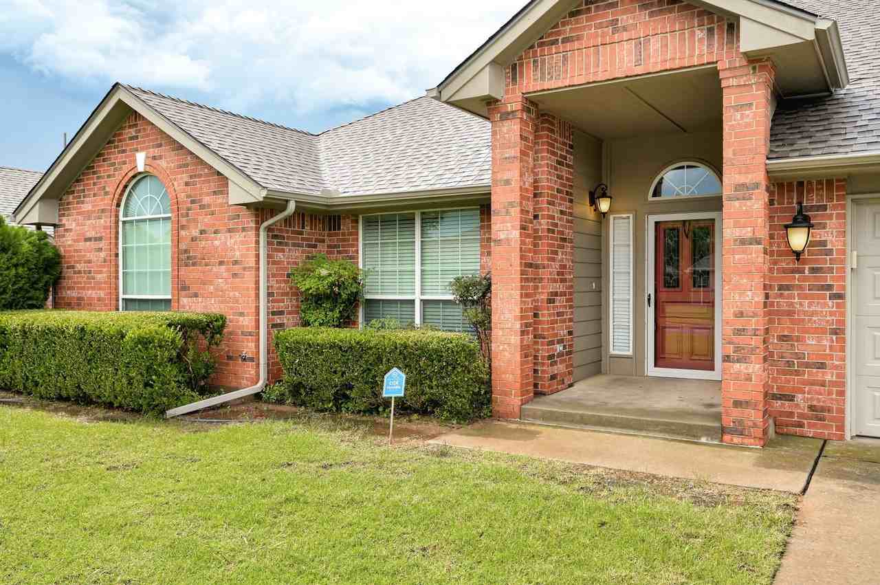 3612 Crail Dr - Photo 3 of 37